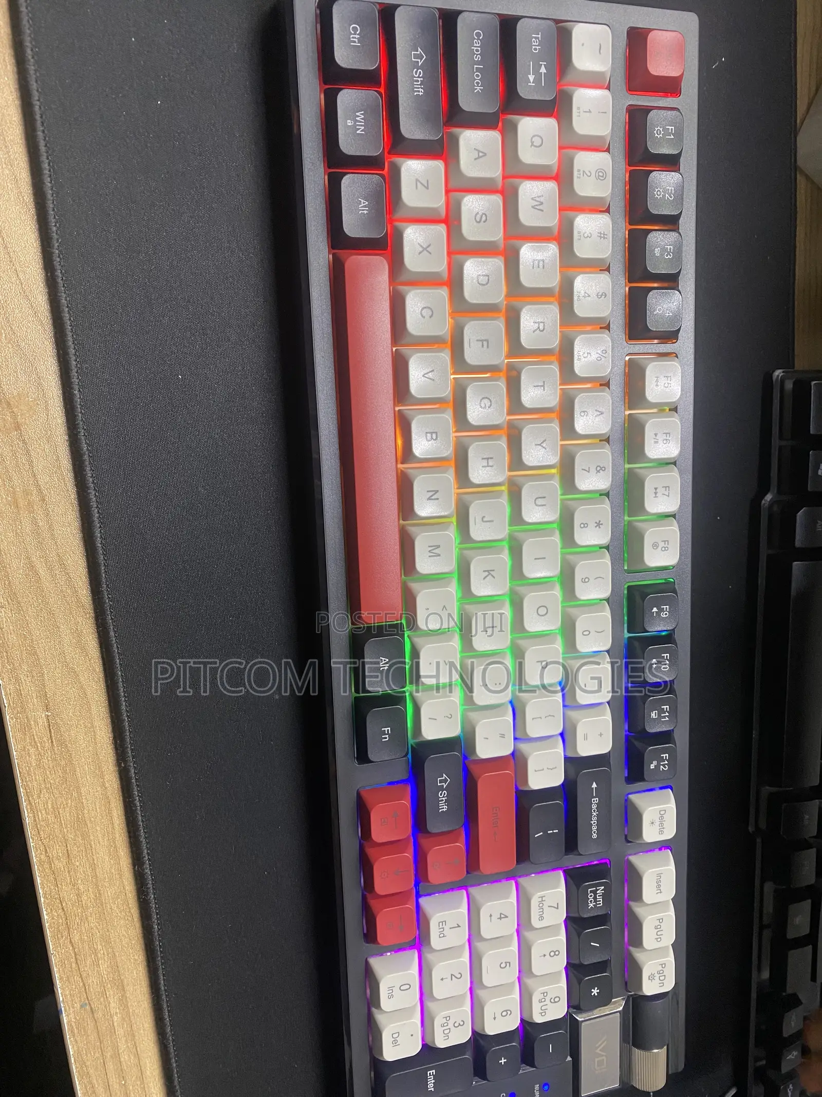 T-Wolf T70 Wireless Mechanical Keyboard