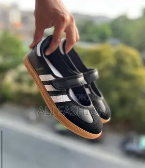 *Adidas Samba Jane*