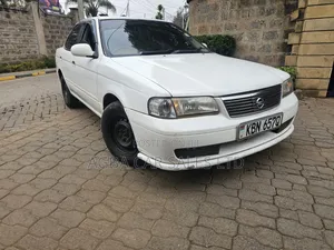 Nissan Bluebird 2003 White