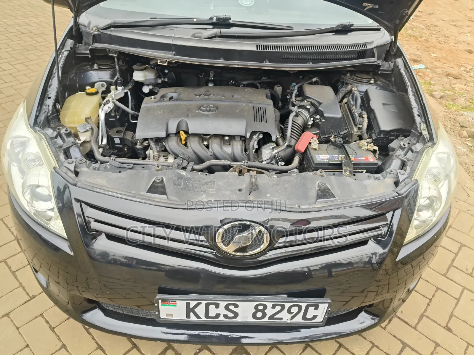 Toyota Auris 2011 Black