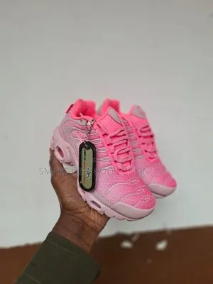Kids Nike Tn
Pinks
