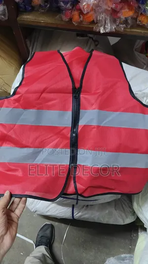 Reflective Safety Vest With Zipper Closure | 120/180gsm Workwear Vest