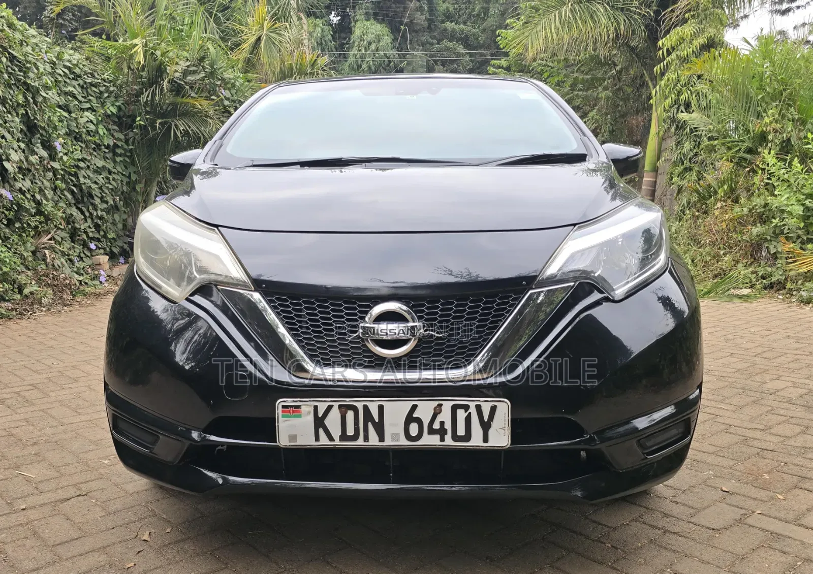 Nissan Note 2017 Black