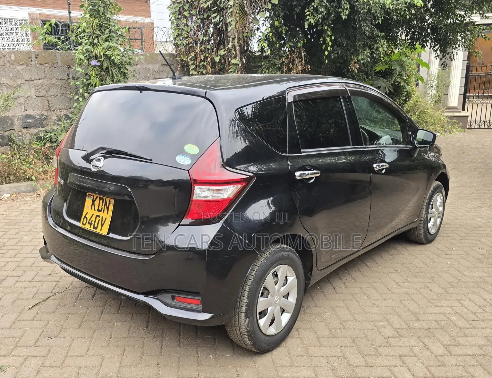 Nissan Note 2017 Black