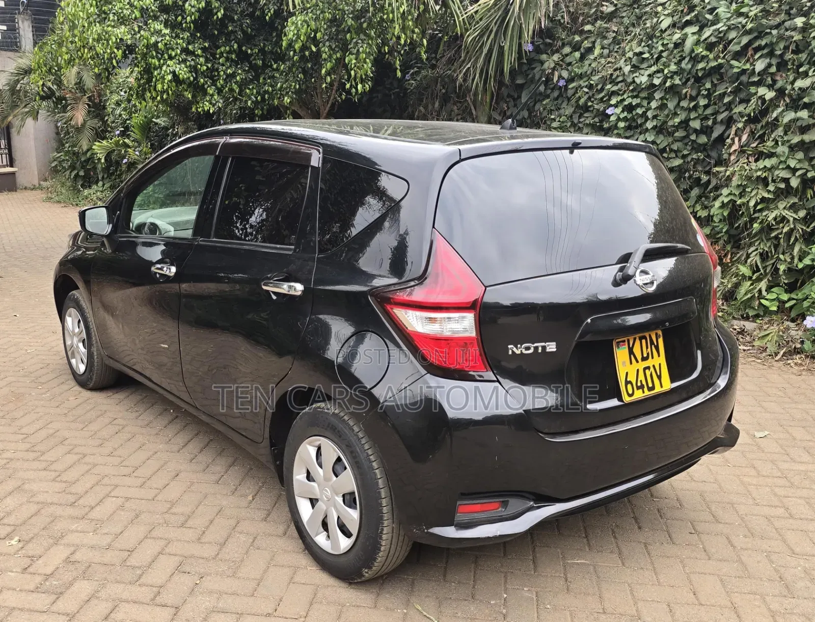 Nissan Note 2017 Black