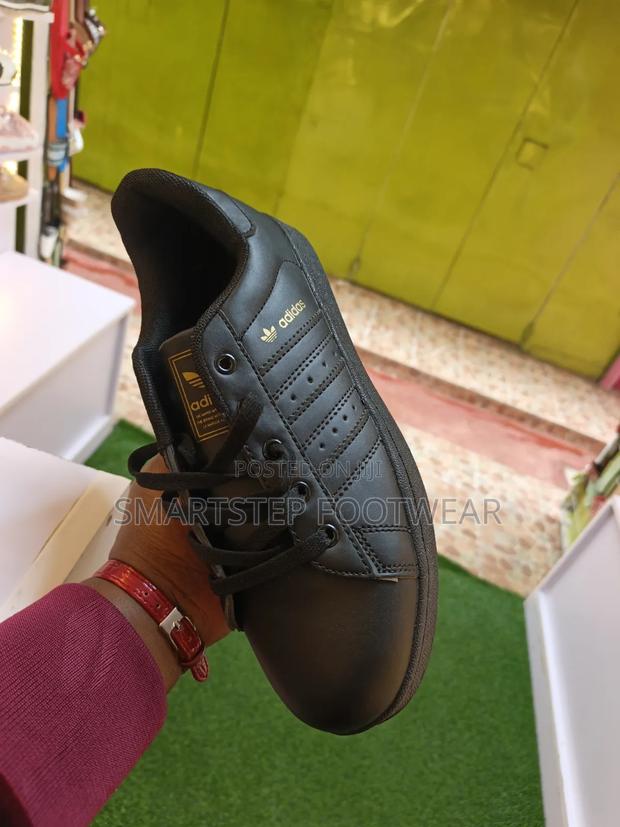 Adidas Sneakers - thumbnail 2