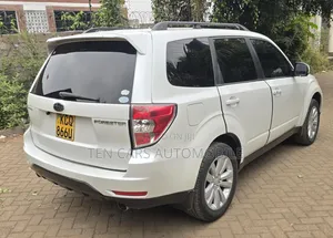 Subaru Forester 2010 White