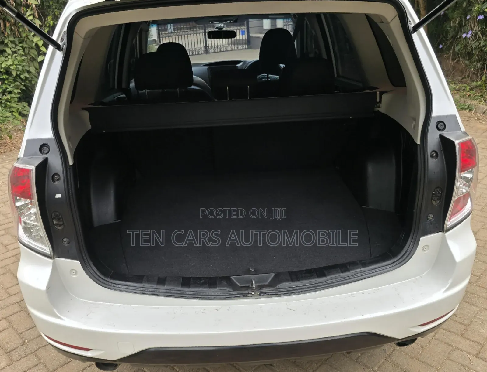 Subaru Forester 2010 White