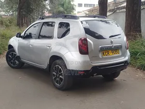 Renault Duster 2018 Silver