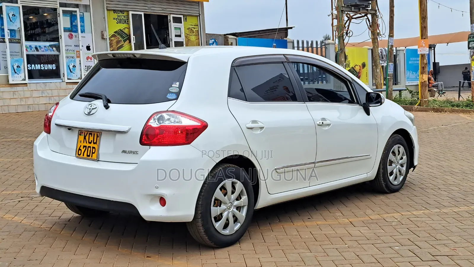 Toyota Auris 2012 White