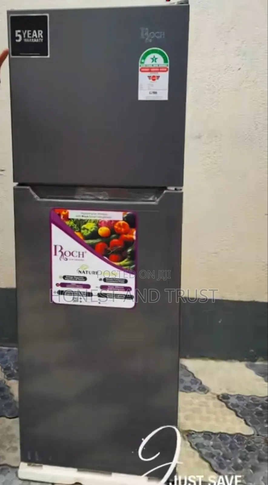 Roch 126l Refrigerator