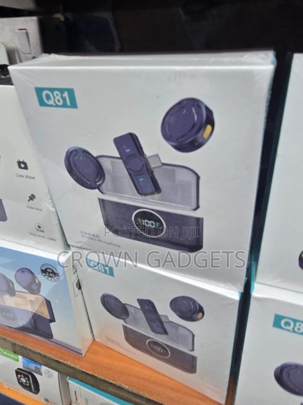 Q81 Wireless Lavalier Microphone With Charging Case Display - thumbnail 2