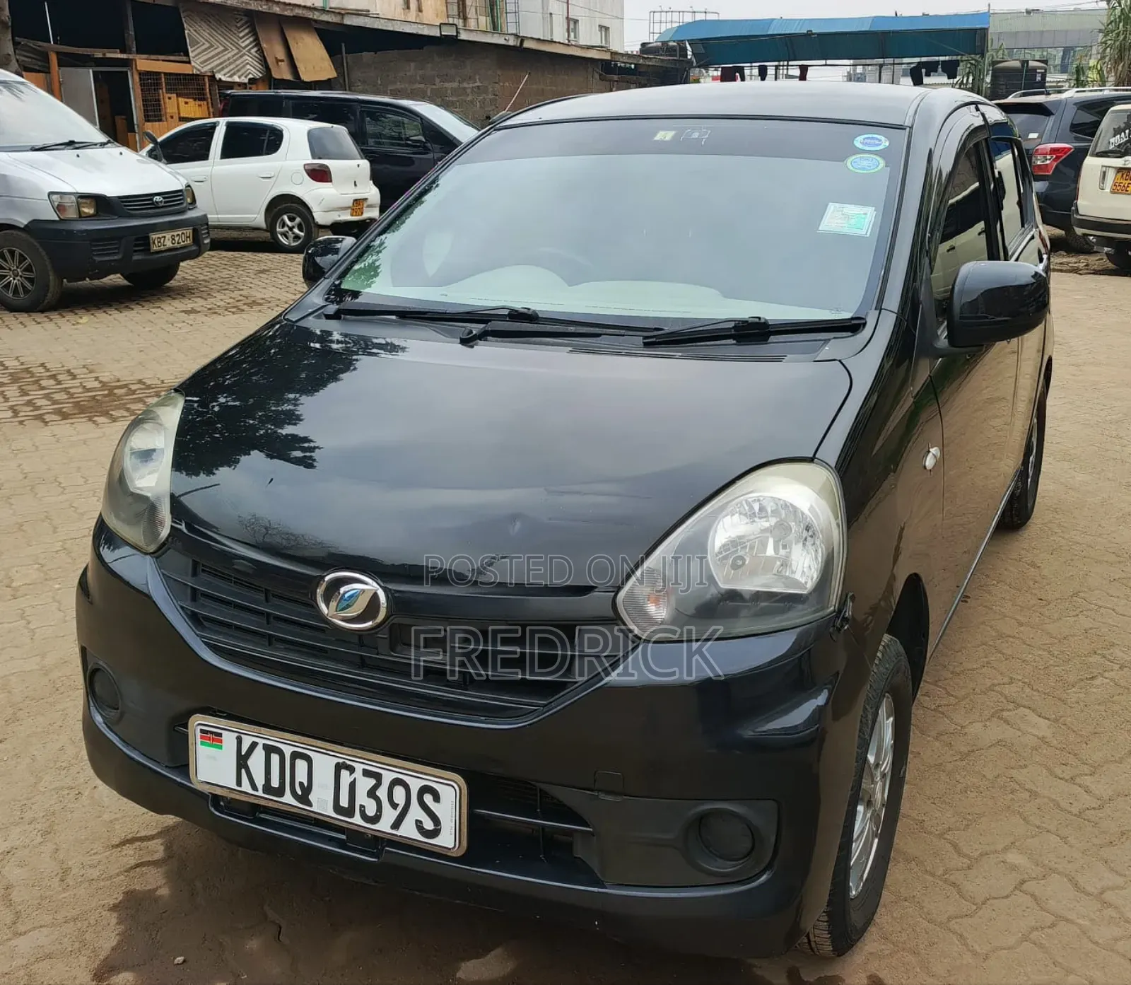 Daihatsu Mira 2017 Black