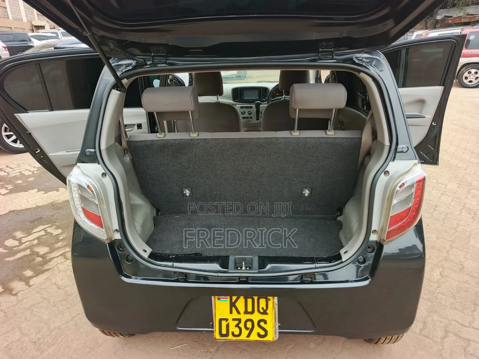 Daihatsu Mira 2017 Black