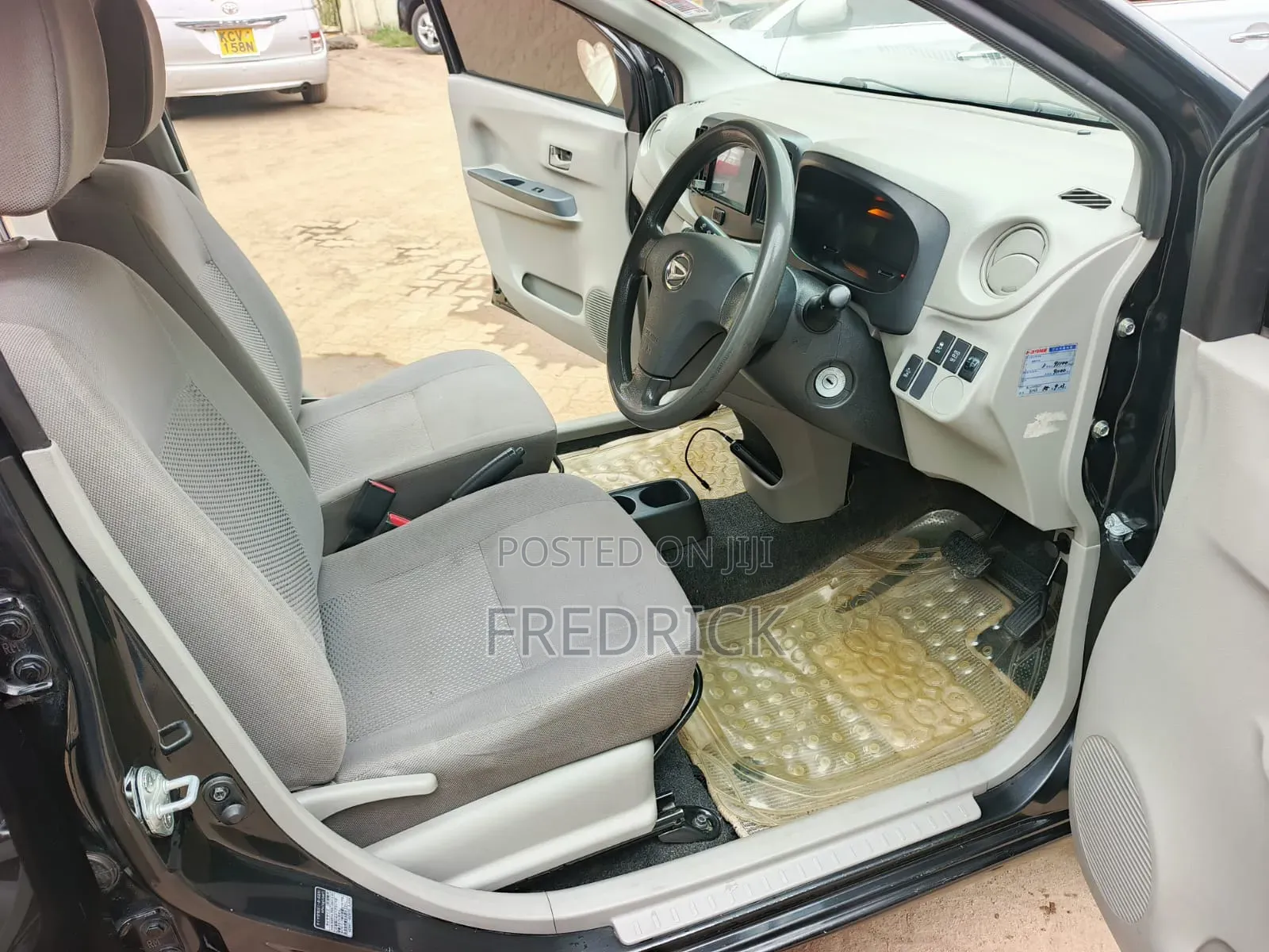 Daihatsu Mira 2017 Black