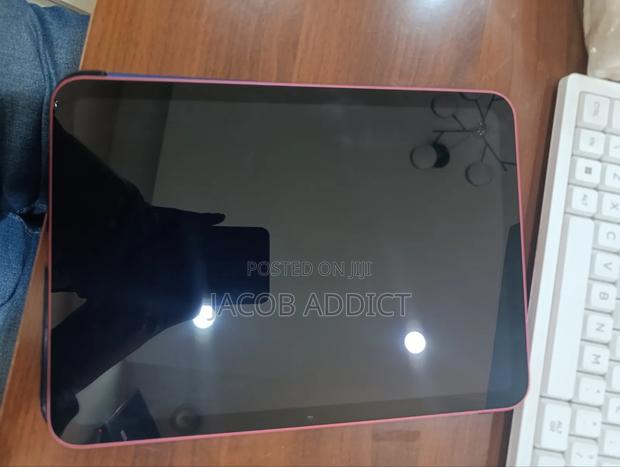 Apple iPad (2025) 128 GB Pink - thumbnail 2