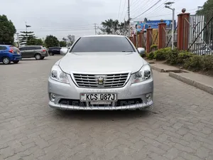 Toyota Crown 2012 Silver