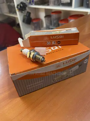 Lusqi F7TC Spark Plug