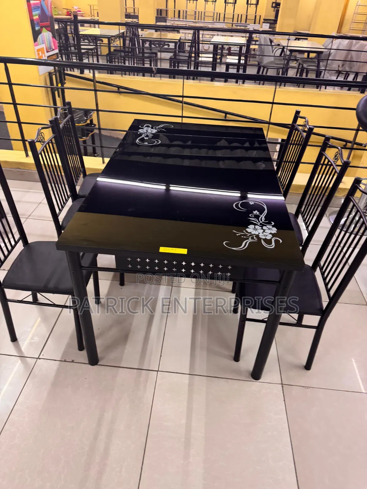 Generic Modern Dining Set 6-Seater Tempered Glass Top.