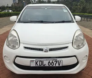 Toyota Passo 2016 White