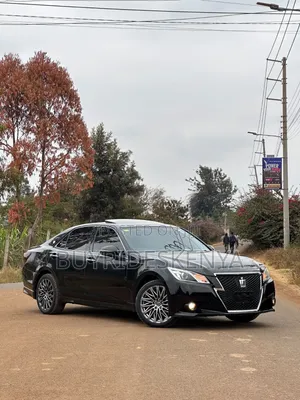 Toyota Crown 2013 Black