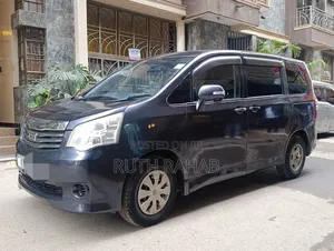 Toyota Noah 2012 Blue