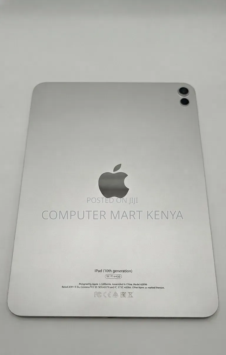 New Apple iPad 10.2 (2020) 64 GB Silver