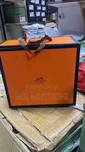 Boxed 30 Cm Hermès Birkin-Style Top-Handle Handbag