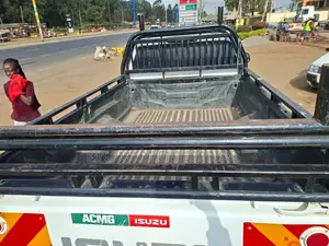 Isuzu D-MAX 2017 White