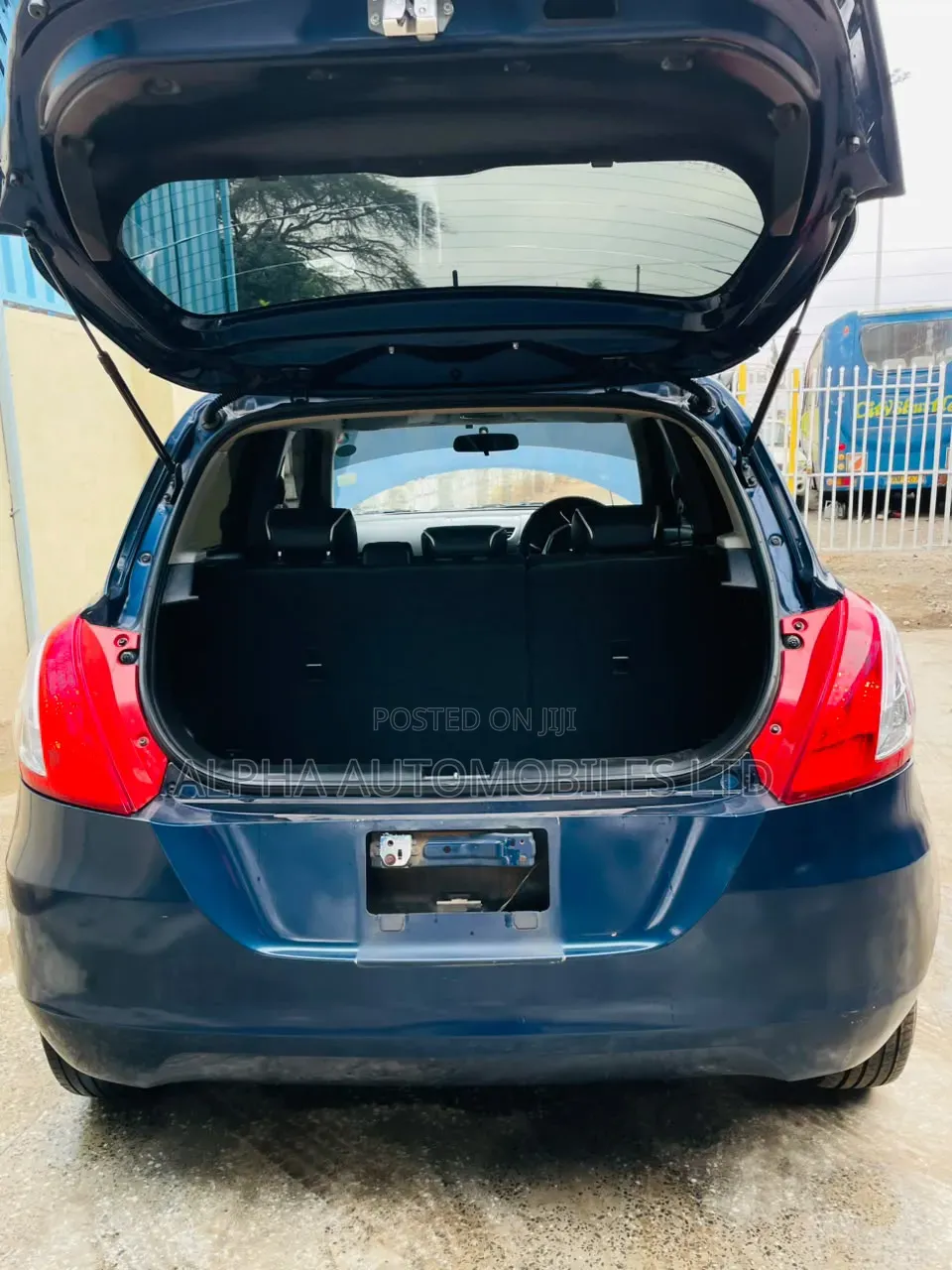 Suzuki Swift 2015 Blue