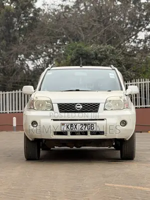 Nissan X-Trail 2006 White