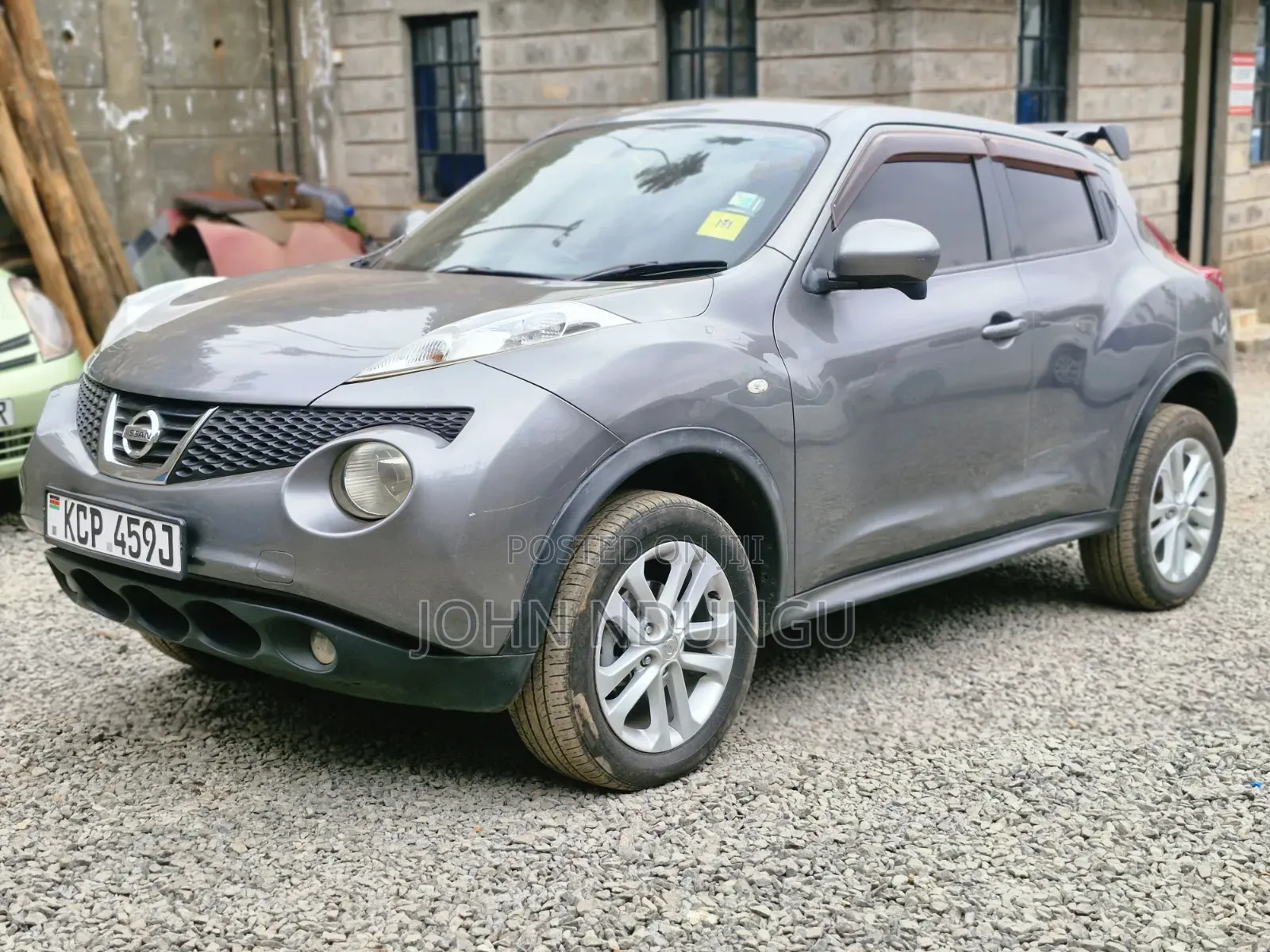 Nissan Juke 2011 Gray