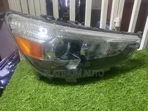 Headlight Mistubishi RVR 2015