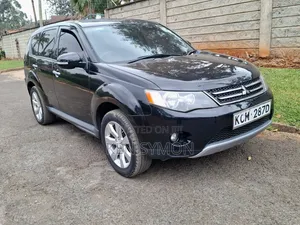 Mitsubishi Outlander 2010 Black