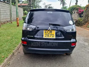 Mitsubishi Outlander 2010 Black