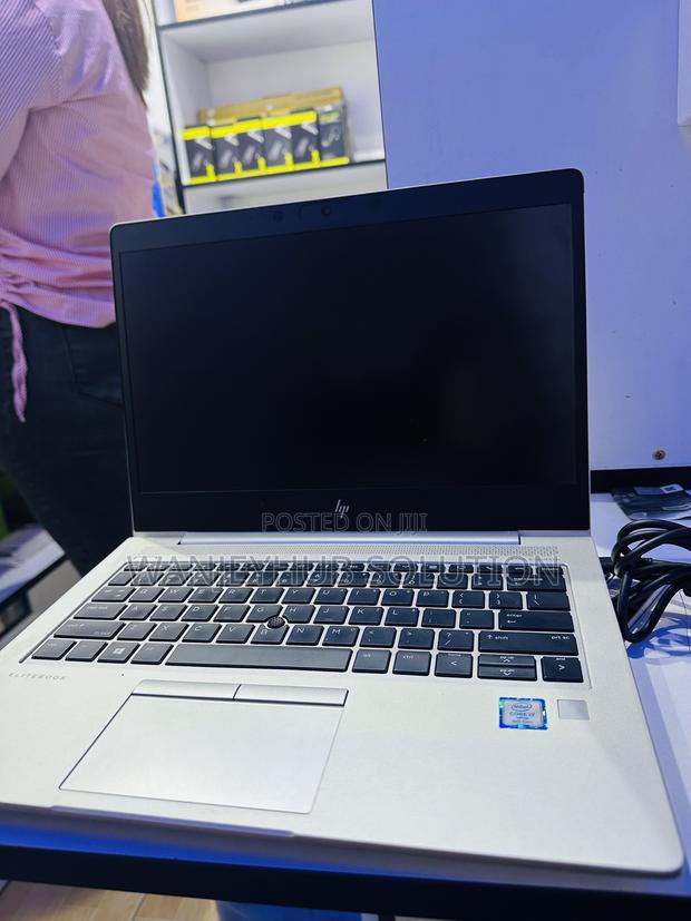 Laptop HP EliteBook 830 G6 8GB Intel Core i7 SSD 256GB