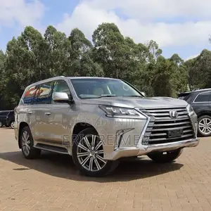 Lexus LX 570 AWD 2017 Silver