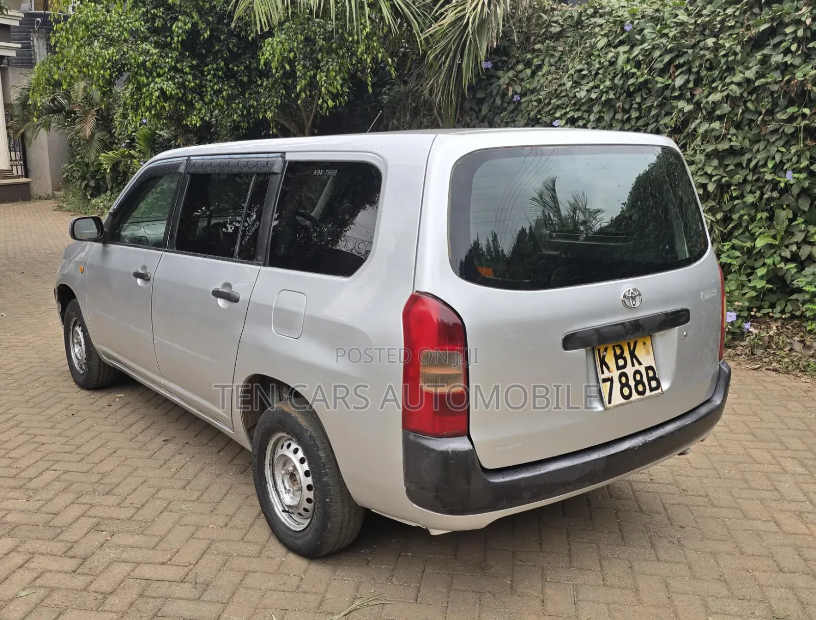 Toyota Probox 2002 Silver