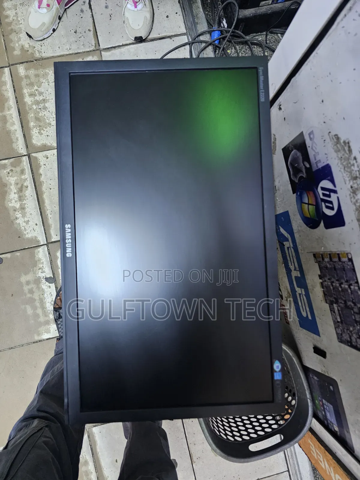 Samsung 22inches TFT No Stand