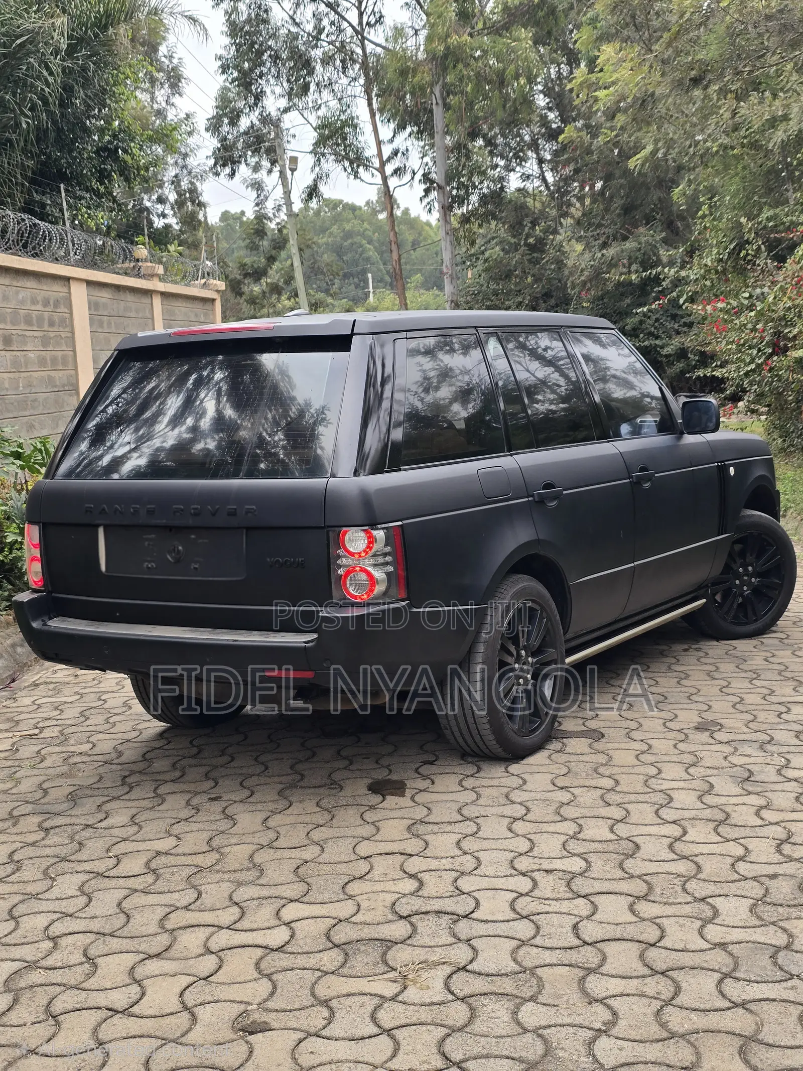Car 2010 Black