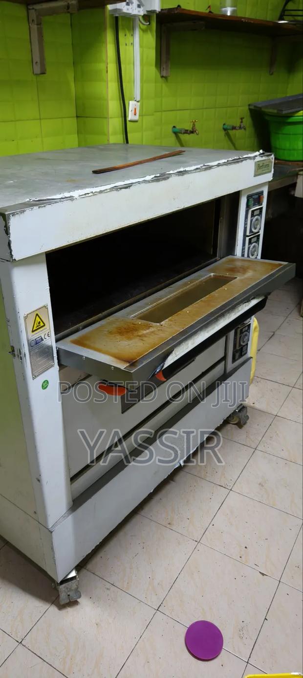 Perforni 2 Deck 4 Tray Commercial Oven - thumbnail 3