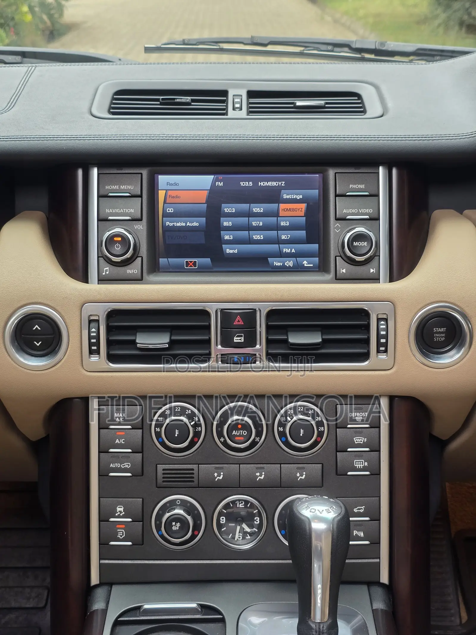 Car 2010 Black