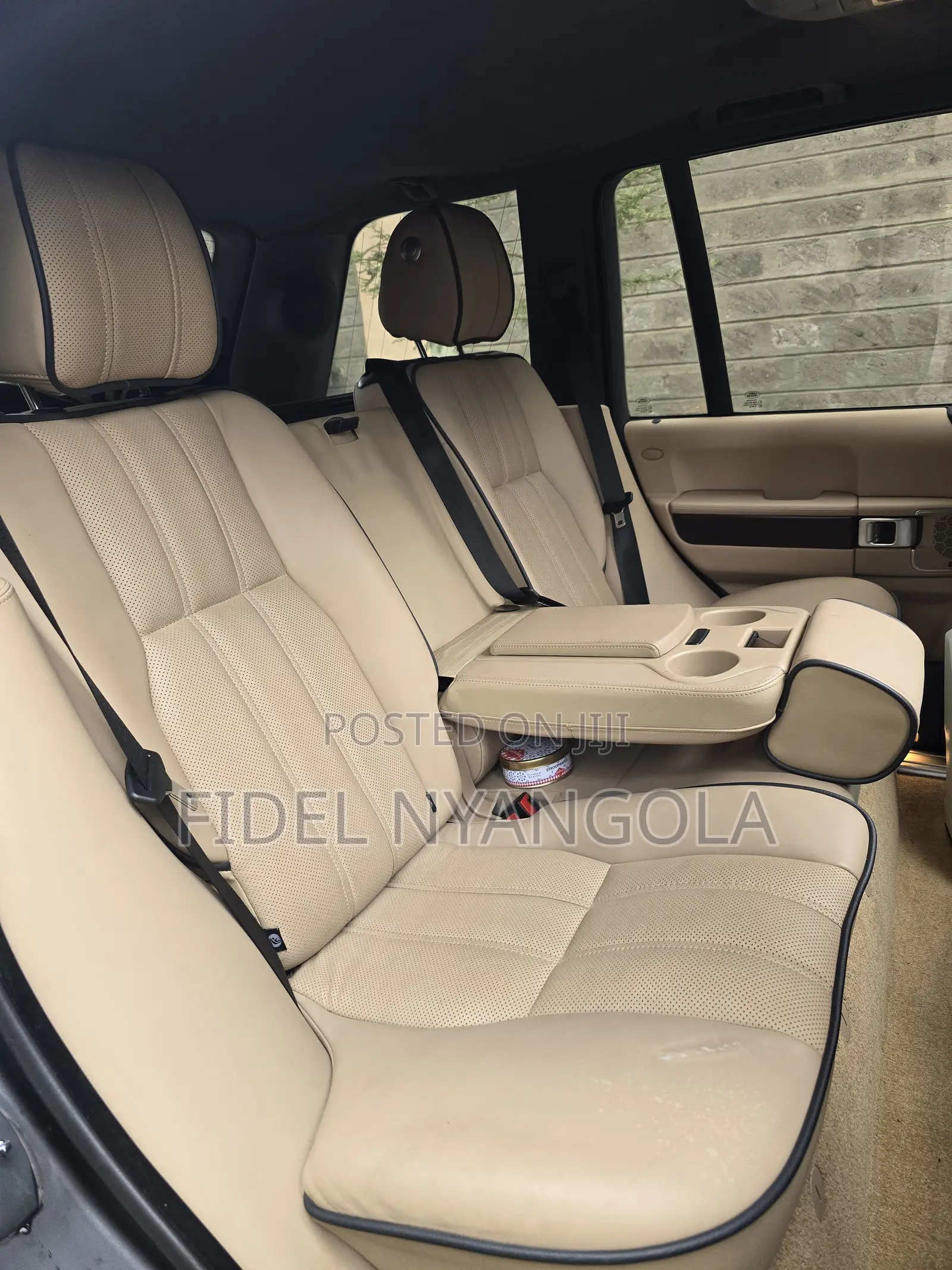 Car 2010 Black