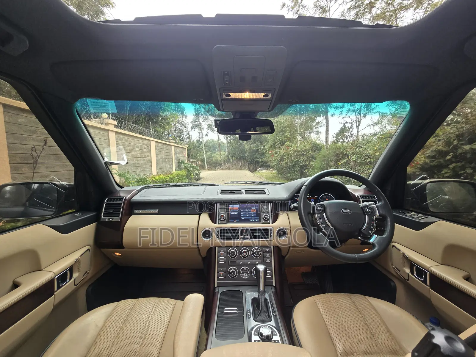 Car 2010 Black
