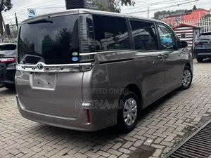 Toyota Voxy 2019 Gray