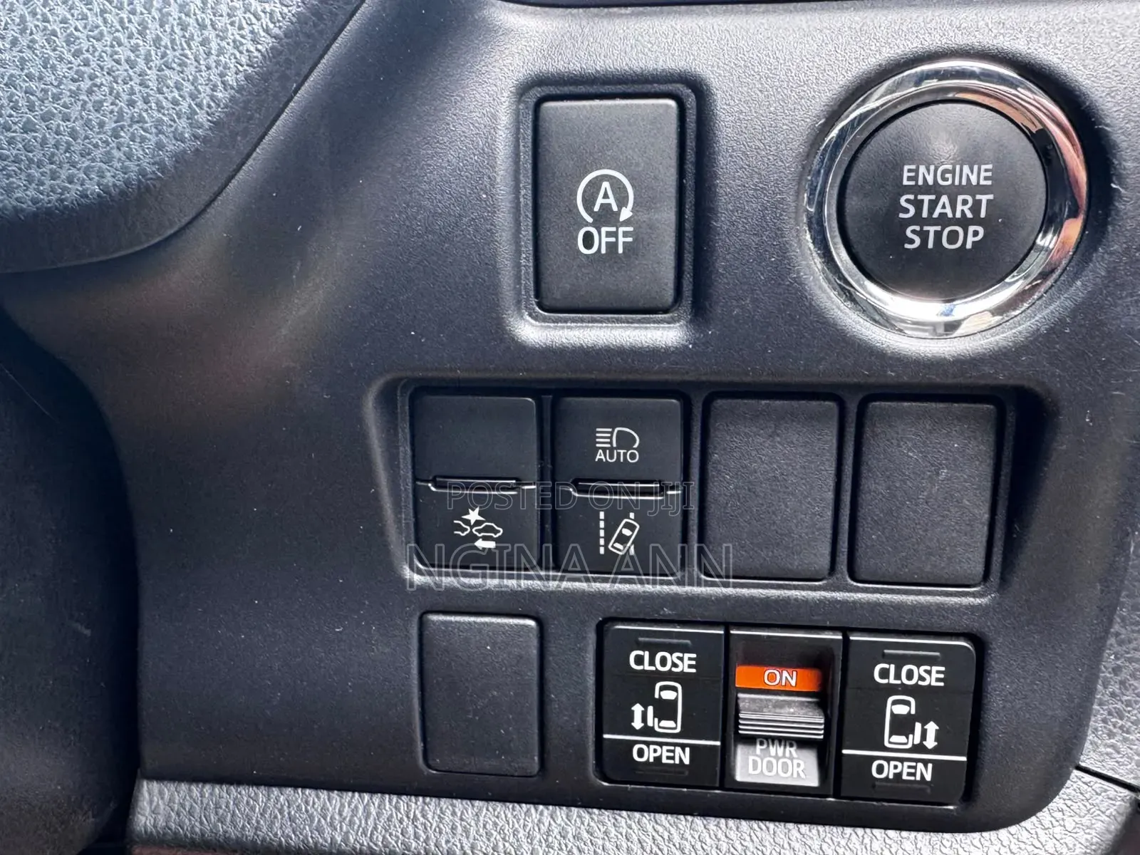 Toyota Voxy 2019 Gray