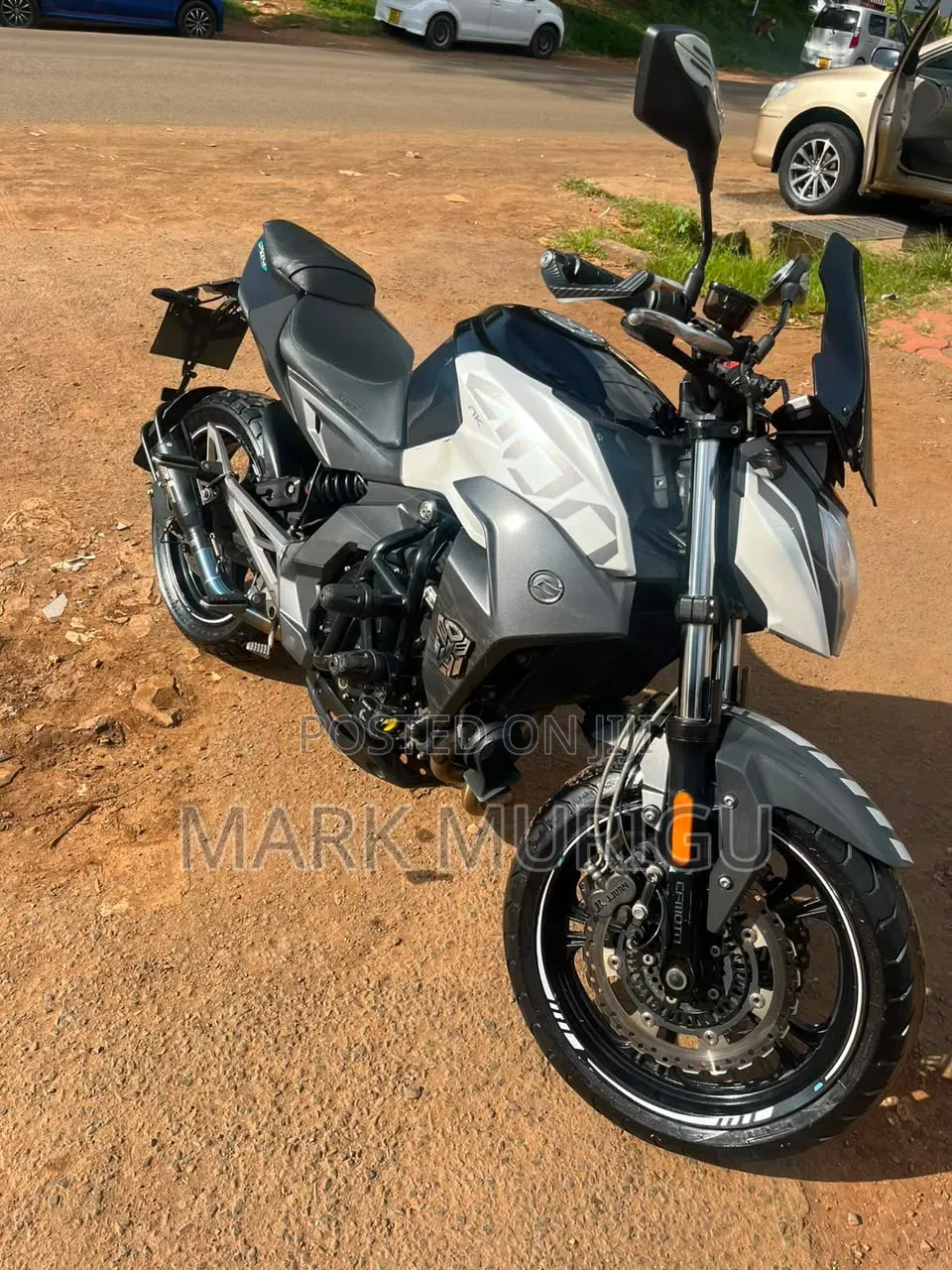 CFMoto 400NK 2019 White