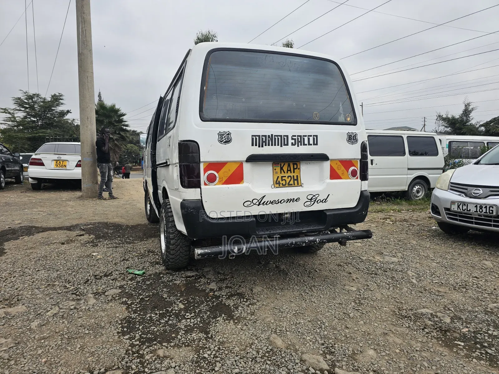 Toyota HiAce 2003 White