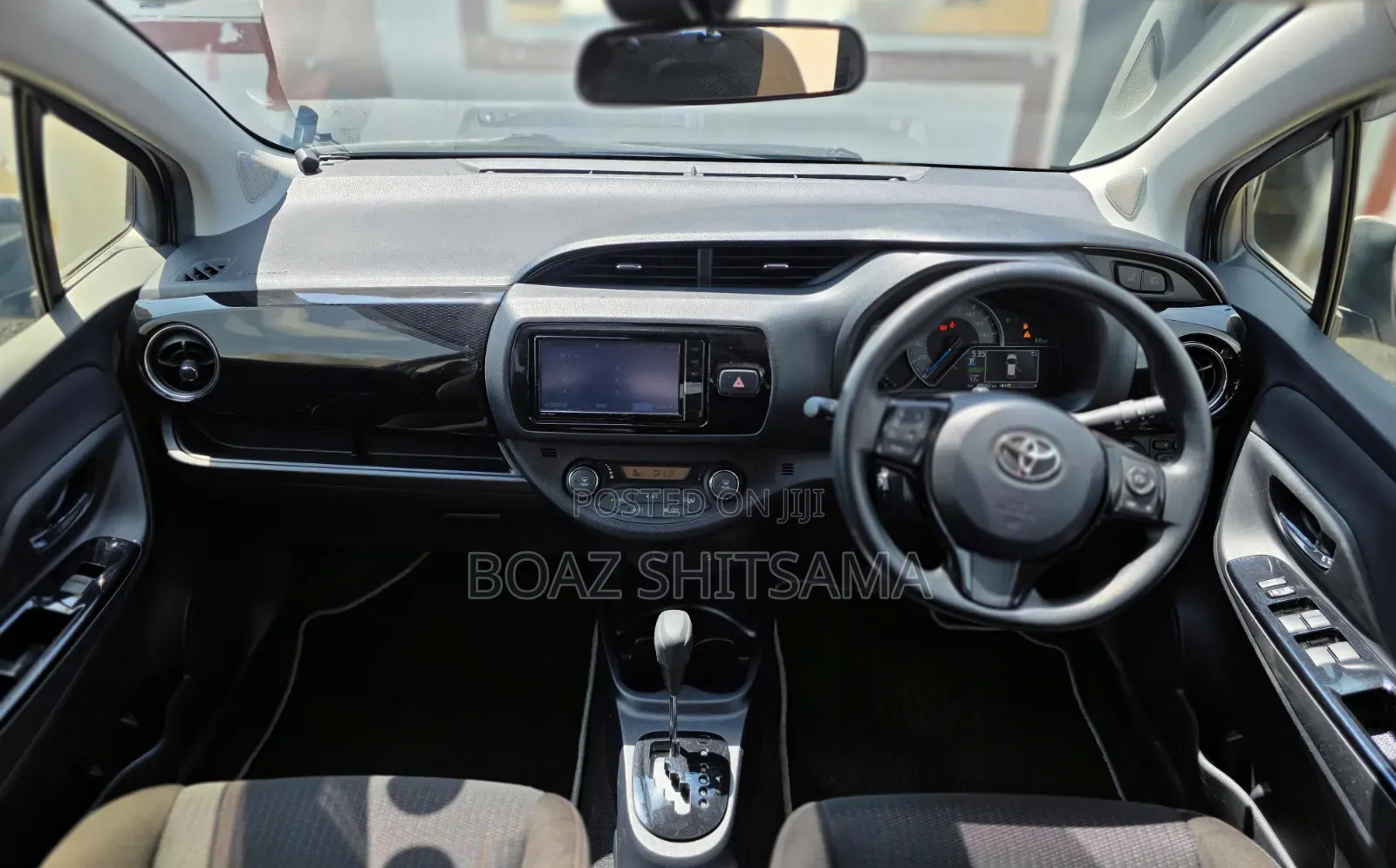 Toyota Vitz 2019 White