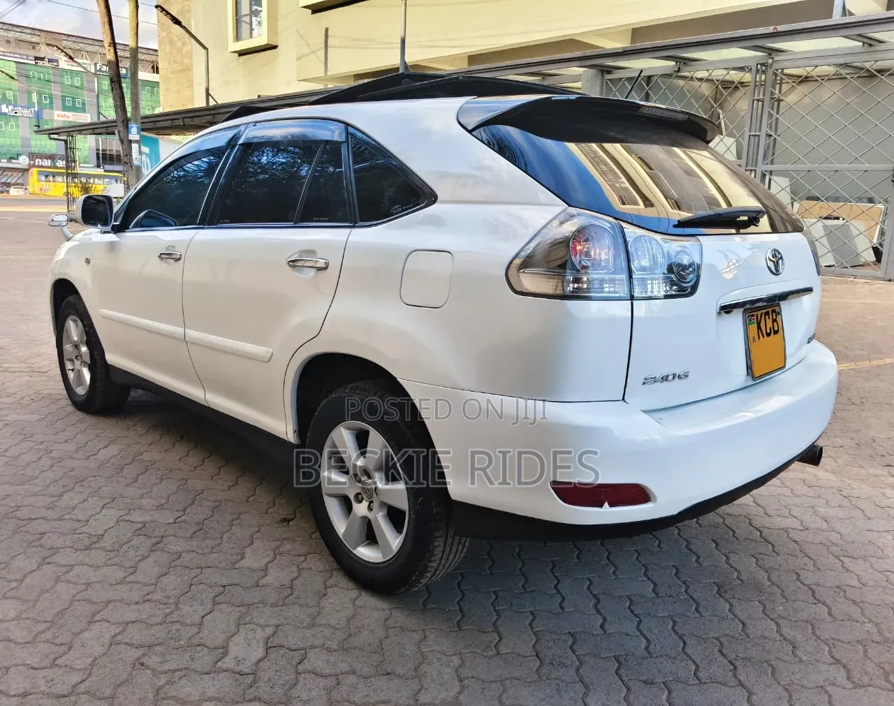 Toyota Harrier 2009 Pearl